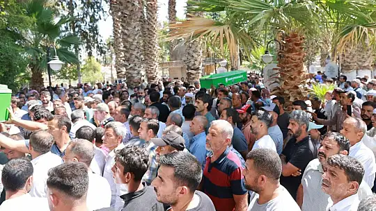 Kazada ölen 4 tarım işçisi Şanlıurfa'da defnedildi