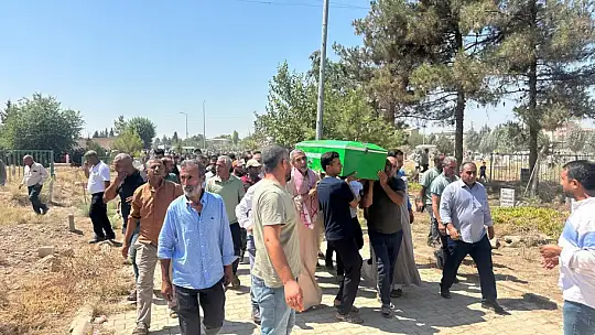 Kazada ölen 4 tarım işçisi Şanlıurfa'da defnedildi