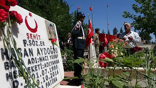 Adıyaman protokolü şehitlik ziyaretinde bulundu