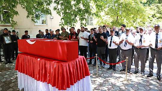Kıbrıs Gazisi Adnan Coşkun son yolculuğuna uğurlandı