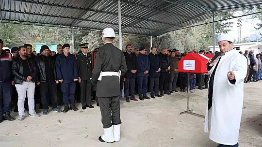 Kıbrıs Gazisi son yolculuğuna uğurlandı