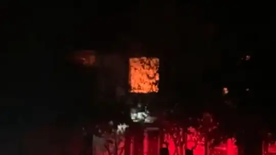 Kiracısının ölümüne neden olan ev sahibinin evi yandı