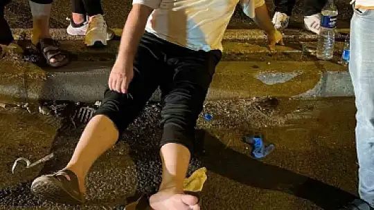 Kırmızı ışıkta geçen otomobil, araca çarptı: 5 yaralı