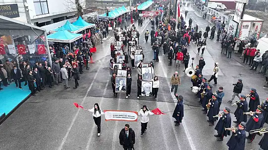 Kurtuluş destanının 106'ıncı yılında Kahramanmaraş tek yürek oldu