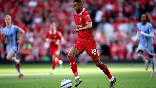 Liverpool, Premier Lig'de şampiyonluğunu ilan etti