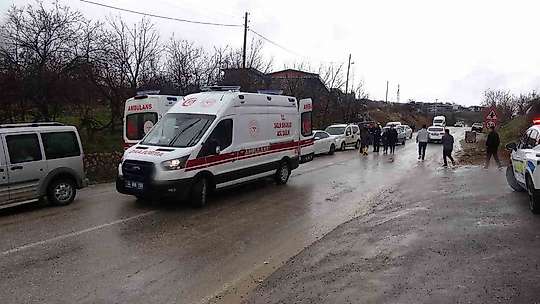 Malatya'da 5 araçlı zincirleme kaza: 4 yaralı