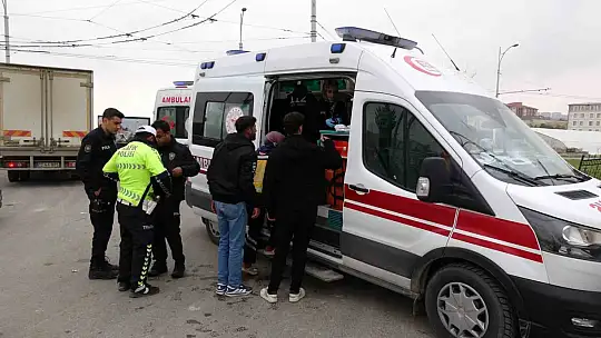 Malatya'da araçlar çarpıştı: 2 yaralı