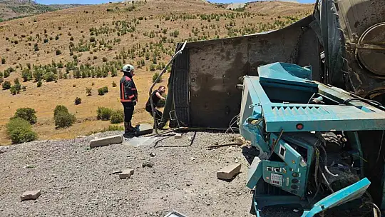 Malatya'da askeri araç devrildi: 2 asker yaralandı