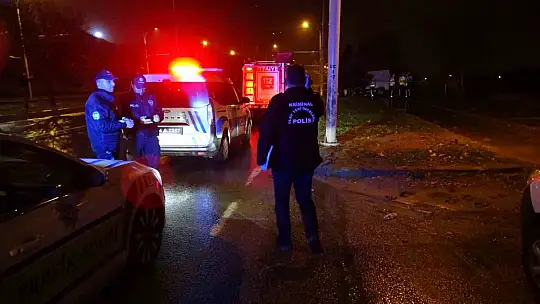 Malatya'da aydınlatma direğine çarpan minibüs sürücüsü hayatını kaybetti