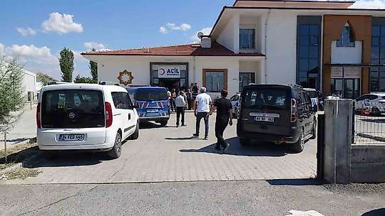 Malatya'da bahçesinde başından vurulmuş halde bulunan adam hayatını kaybetti