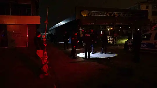 Malatya'da bıçaklı kavga: 2 yaralı