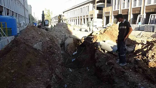 Malatya'da çarşı inşaatında göçük: 1 yaralı