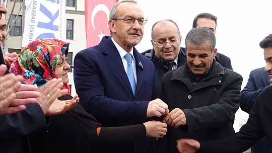 Malatya'da deprem konutlarının anahtar teslimi sürüyor