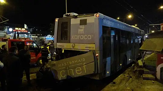 Malatya'da feci kaza: 2 ölü, 3 yaralı