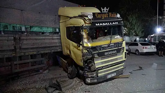 Malatya'da feci kaza: 2 ölü, 3 yaralı