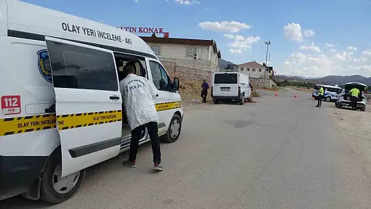 Malatya'da feci kaza: Demir korkuluk sürücünün kafasına saplandı