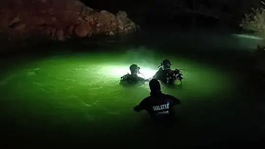 Malatya'da gölete giren genç hayatını kaybetti