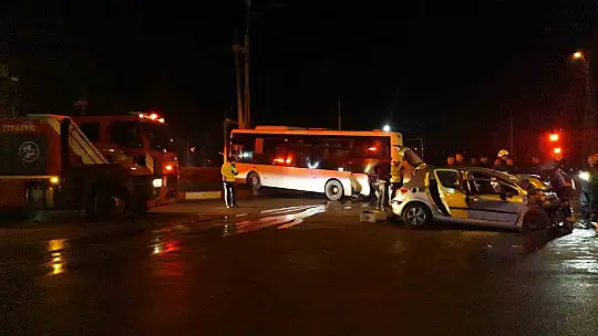 Malatya'da halk otobüsü ile otomobil çarpıştı: 1 ölü
