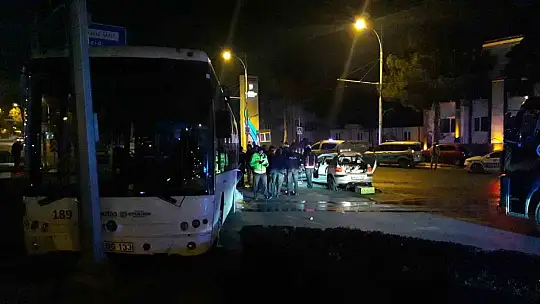 Malatya'da halk otobüsü ile otomobil çarpıştı: 1 ölü