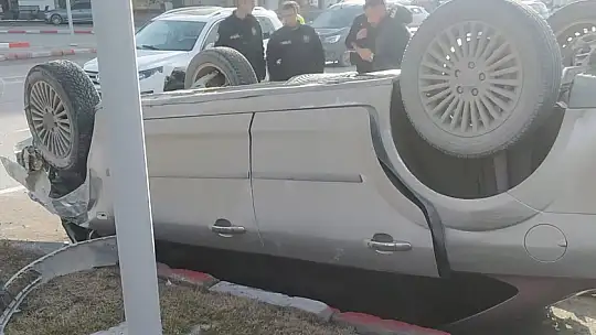 Malatya'da iki otomobil çarpıştı: 5 yaralı