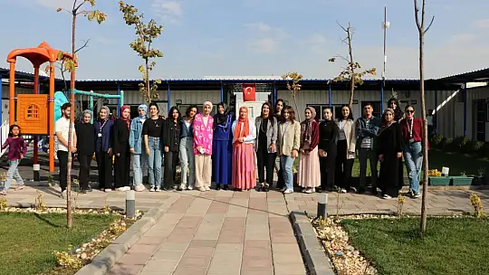 Malatya'da Konteyner Kent'te kadınlara hijyen eğitimi