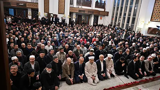 Malatya'da Miraç Kandili dualarla idrak edildi