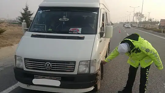 Malatya'da polis ekipleri okul çevrelerine sıkı denetim gerçekleştiriliyor