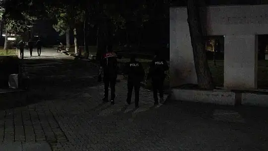 Malatya'da parkta silahlı saldırıya uğrayan genç yaralandı