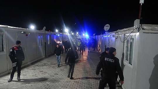 Malatya'da polise kılıçlı saldıran şahsa 18 yıl 11 ay hapis