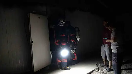 Malatya'da şantiyede yangın paniği: Mahalleli sokağa döküldü