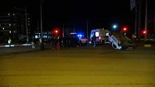 Malatya'da üç aracın karıştığı kazada 4 kişi yaralandı