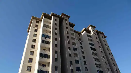Malatya'da yaşlı adam evinde başından vurulmuş halde bulundu