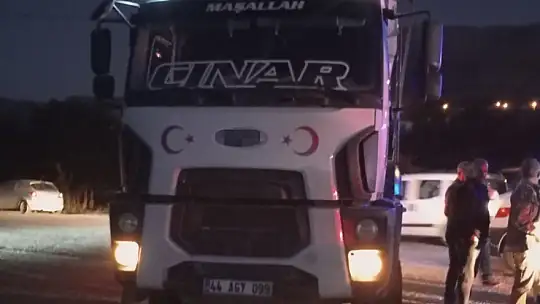 Malatya hafriyat kamyonu ile otomobil çarpıştı: 1 ölü 1 yaralı