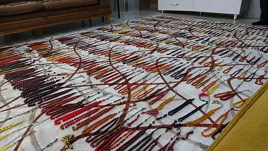 Malatyalı muhtarın milyonluk tespih koleksiyonu görenleri şaşırtıyor
