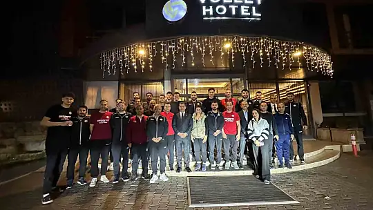 Milletvekili Bozgeyik: 'Gaziantep'in filedeki gururu, Efeler Ligi'nde Biz de Varız'