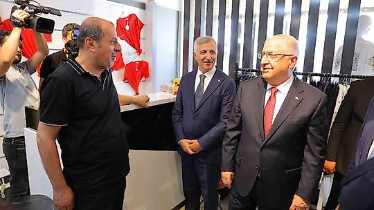 Milli Savunma Bakanı Güler Kahramanmaraş'ta