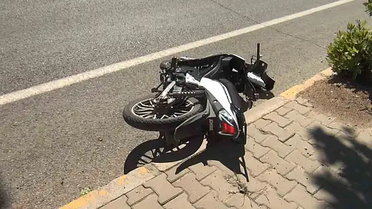 Adıyaman'da direksiyon hakimiyetini kaybeden sürücü yaralandı