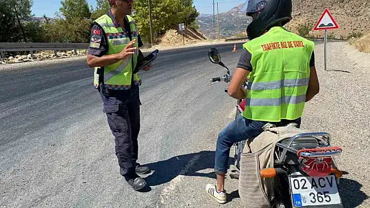 Gölbaşı ilçe Jandarma Komutanlığı motosiklet sürücülerini bilgilendirildi