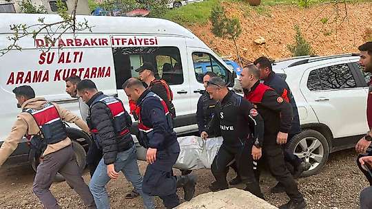 Nehre düşen şahsın cansız bedenine ulaşıldı