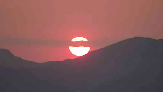 Nemrut Dağı Kurban Bayramı'nda binlerce turisti ağırladı