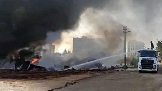 Nurdağı'nda depo yangını