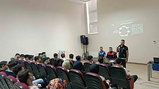 Adıyaman İl Emniyet Müdürlüğü'ne bağlı öğrencilere, narko gençlik projesi anlatıldı