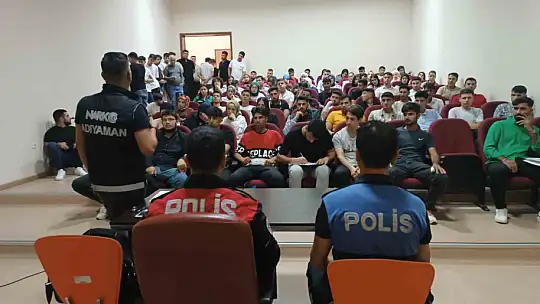 Adıyaman İl Emniyet Müdürlüğü'ne bağlı öğrencilere, narko gençlik projesi anlatıldı