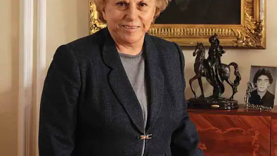 Ömrünü eğitim ve kadınlara adamış Cumhuriyet Çınarı Nüket Ersoy vefat etti