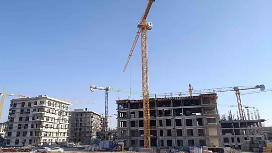 Onikişubat Stadyumu'nun yerine deprem konutları yükseliyor