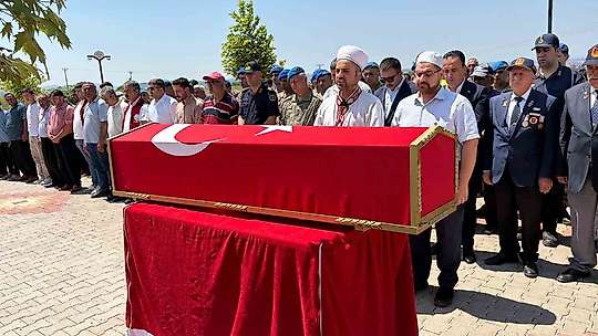 Osmaniye'de Kıbrıs gazisi Durdu Mehmet Köken son yolculuğuna uğurlandı