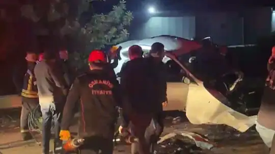 Osmaniye'de otomobil ile hafif ticari araç çarpıştı: 3 ölü, 2 yaralı