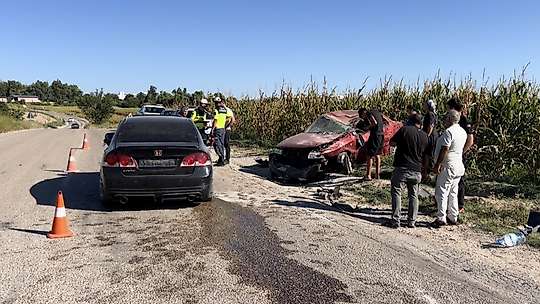 Osmaniye'de otomobiller çarpıştı: 5 yaralı