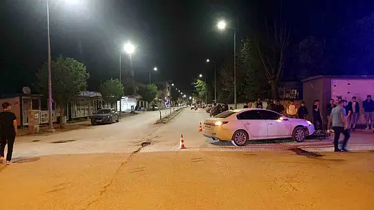 Otomobil ile motosiklet çarpıştı: 2 yaralı