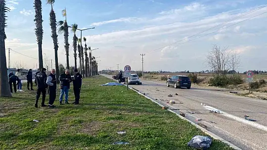 Otomobil ile üç tekerlekli motosiklet çarpıştı: 1 ölü